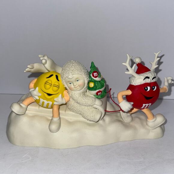 Department 56 Snowbabies M&M's "A Candy-Coated Christmas" - The Guest Collection - Picture 8 of 11